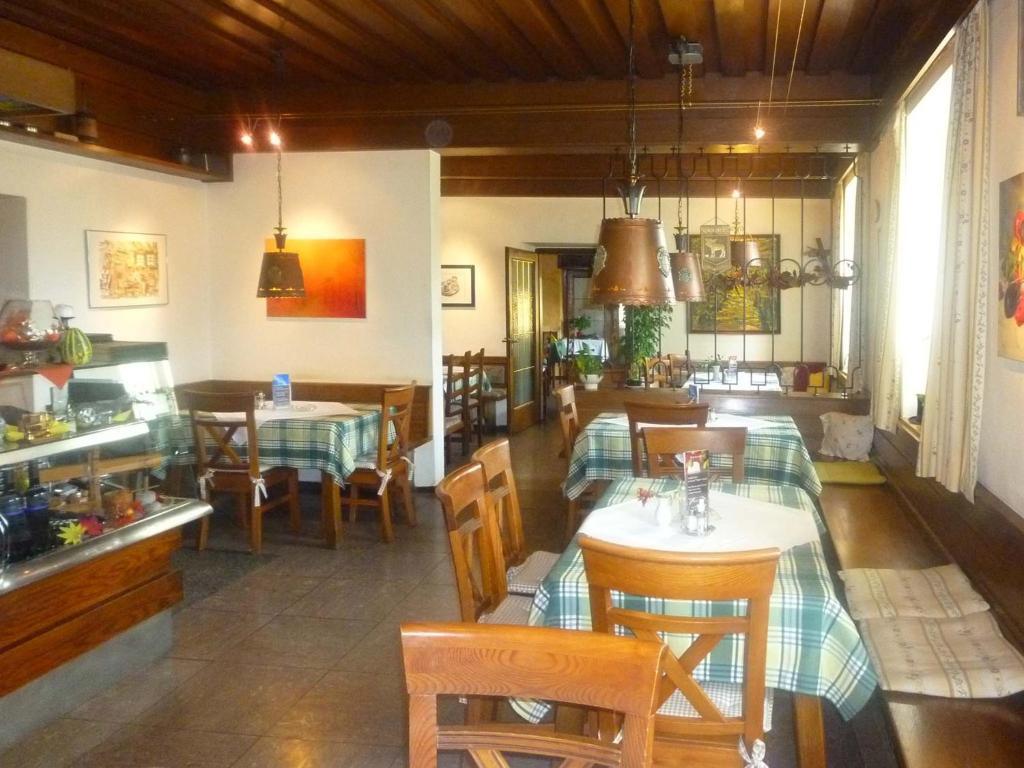 Hôtel Gasthof Thaller à Lebring Extérieur photo