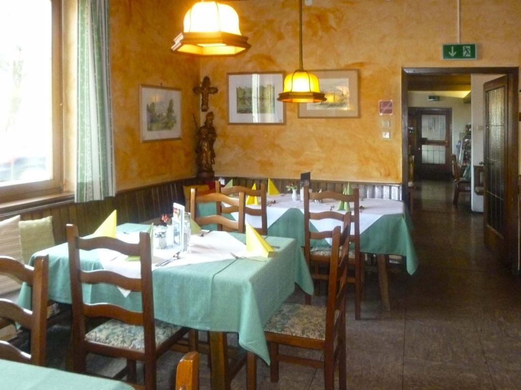 Hôtel Gasthof Thaller à Lebring Extérieur photo
